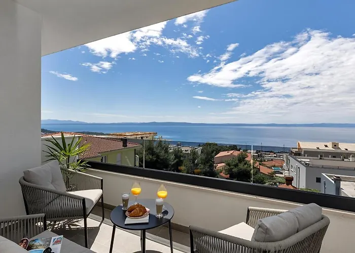 Easy Times 1 - Exklusiv Makarska