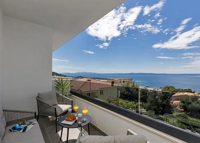 Easy Times 1 - Exklusiv Makarska